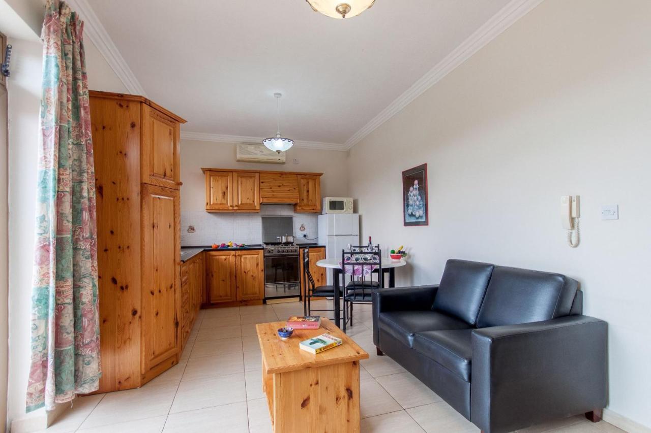 Pool And Sea Merill Apartments - Happy Rentals Mellieħa Exterior foto